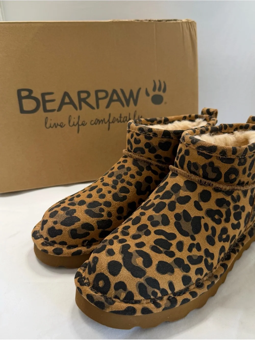 BEARPAW boots Leopard Print Shorty Mini Boots Size 6 NWT trend viral Y2K